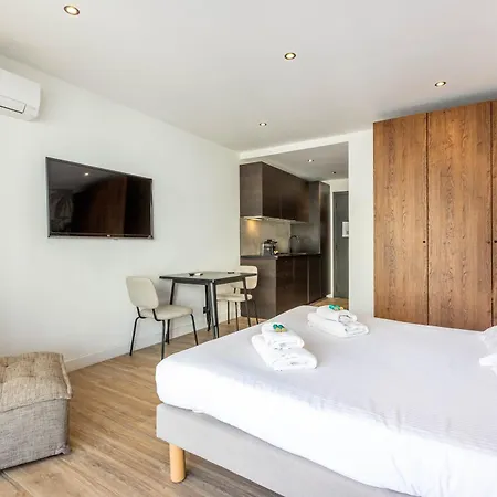 Agence Des Residences - 15 Rue D'antibes - Prives Renoves شقة